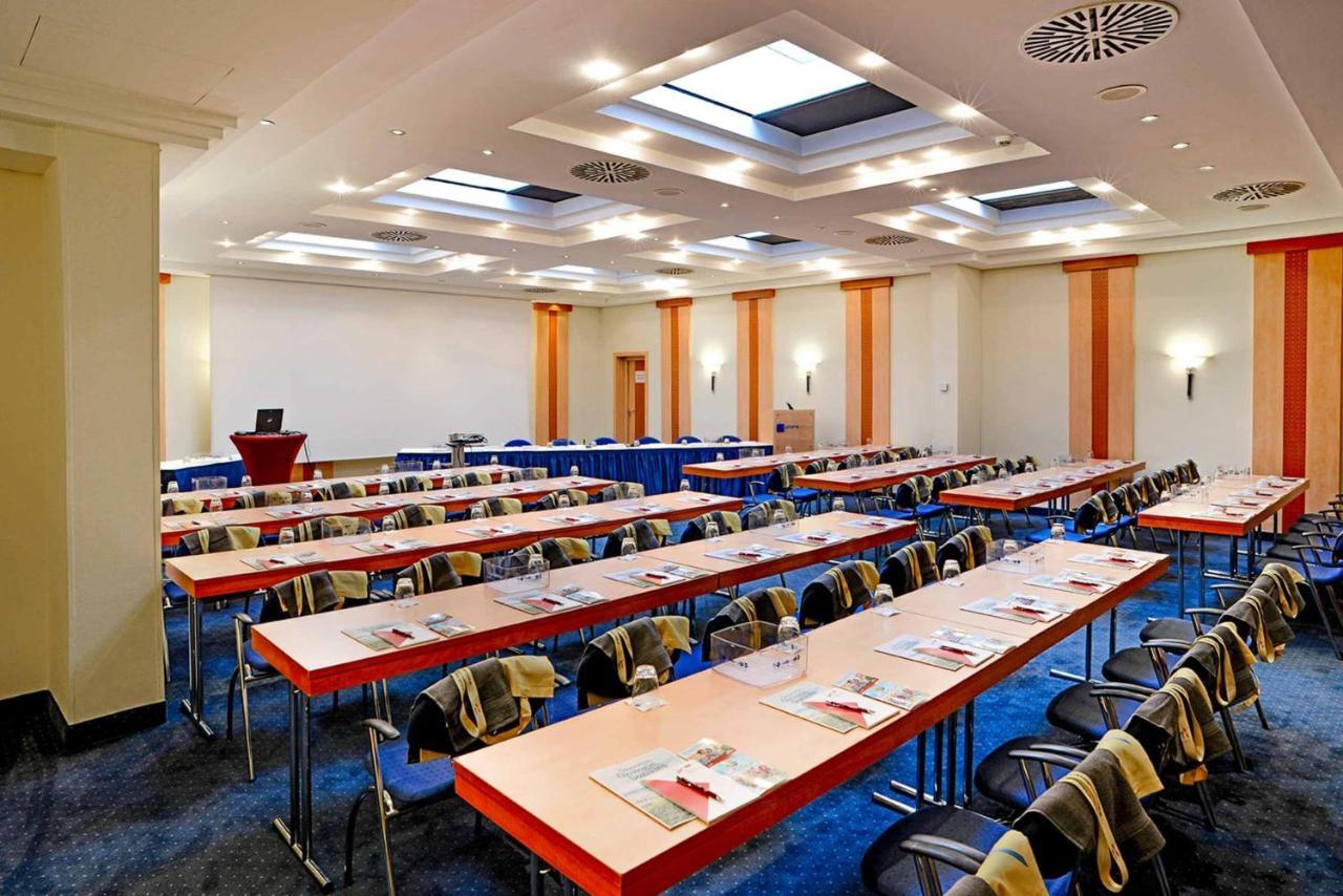 Plaza Kongresshotel Europe Щутгарт Екстериор снимка