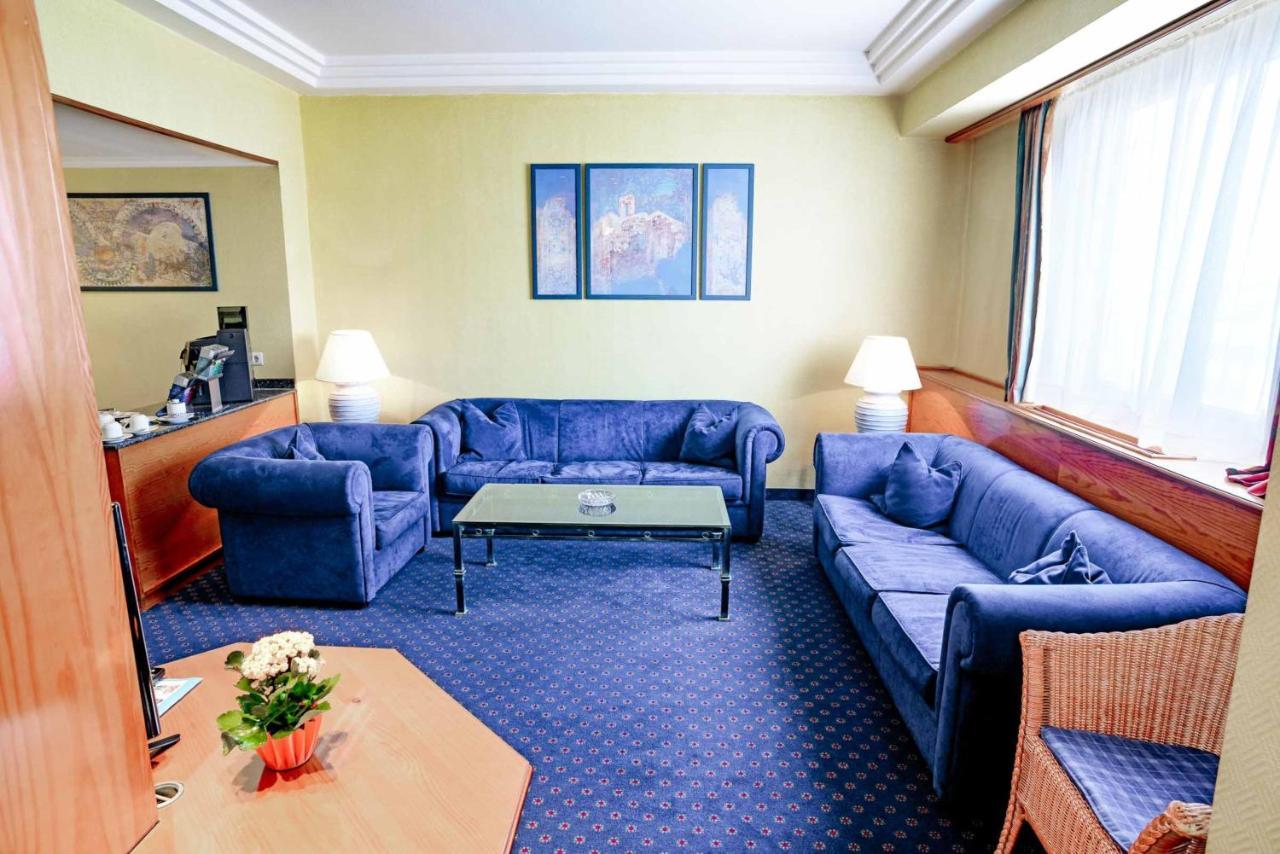 Plaza Kongresshotel Europe Щутгарт Екстериор снимка