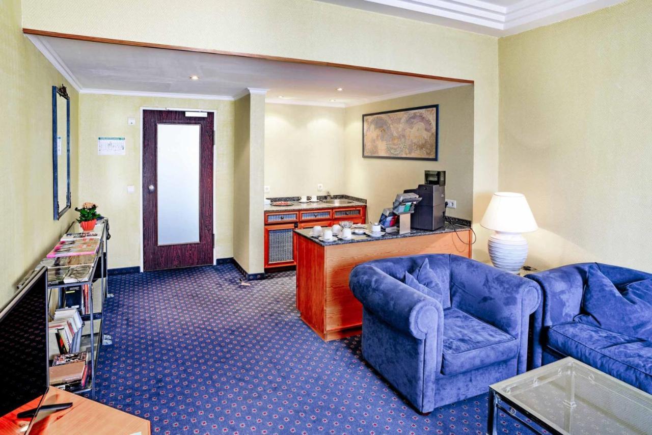 Plaza Kongresshotel Europe Щутгарт Екстериор снимка