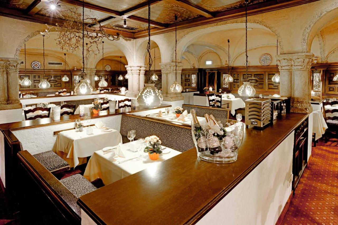 Plaza Kongresshotel Europe Щутгарт Екстериор снимка