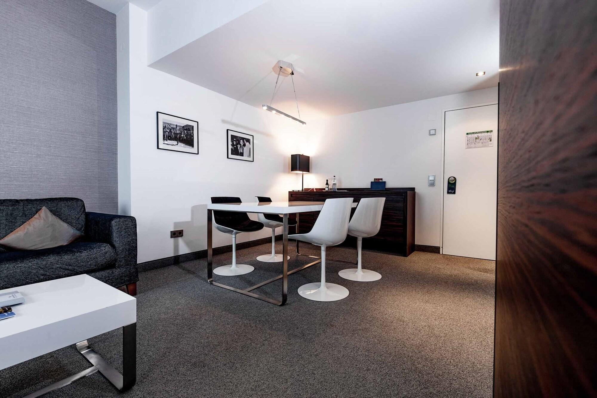 Plaza Kongresshotel Europe Щутгарт Екстериор снимка