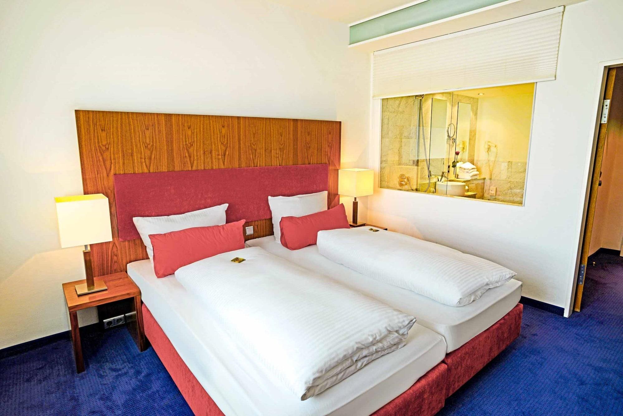 Plaza Kongresshotel Europe Щутгарт Екстериор снимка